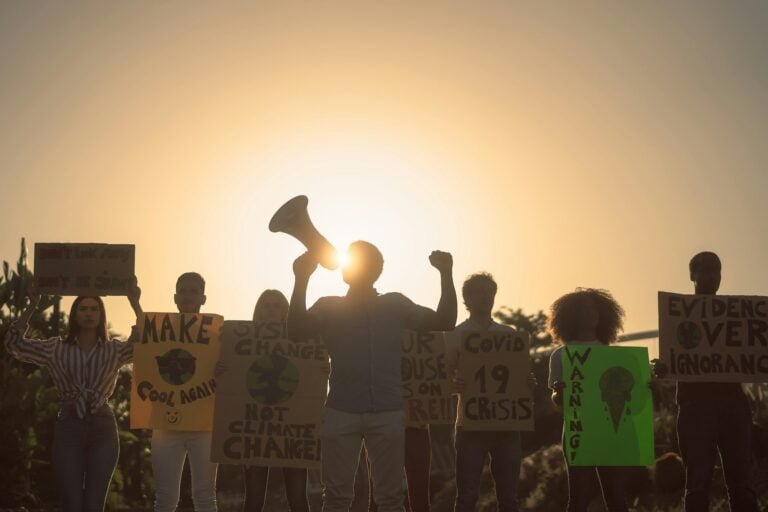 Demonstrators group protesting for climate change