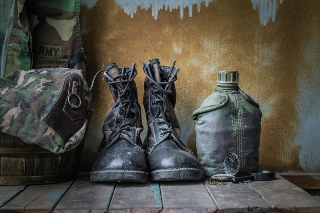 Dress of military equipment