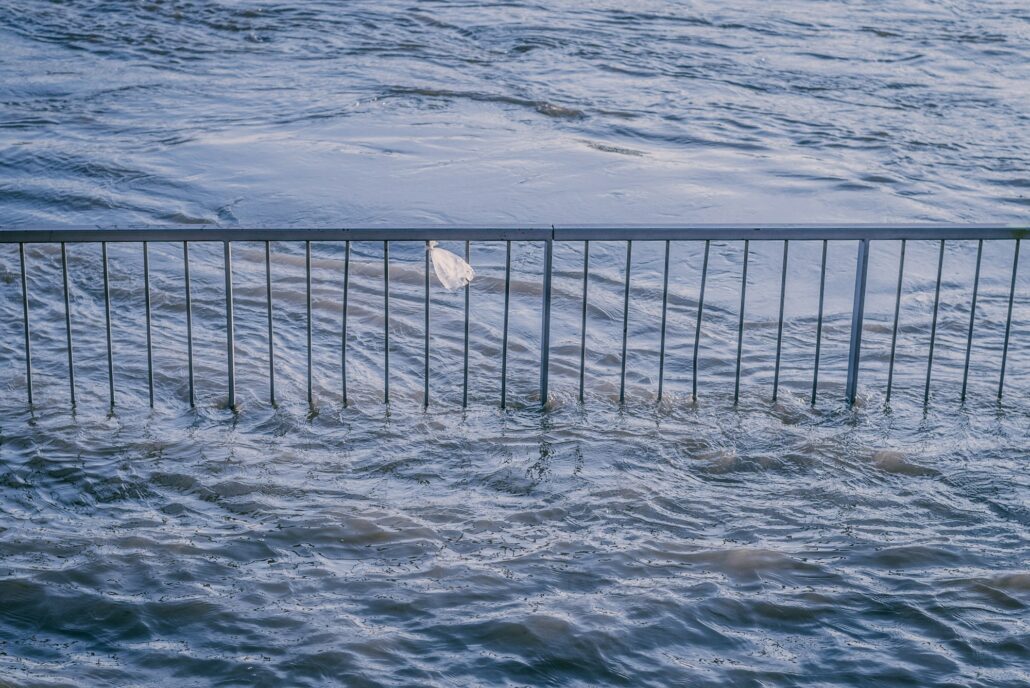 Rising water levels. Climate. Flood. Weather.