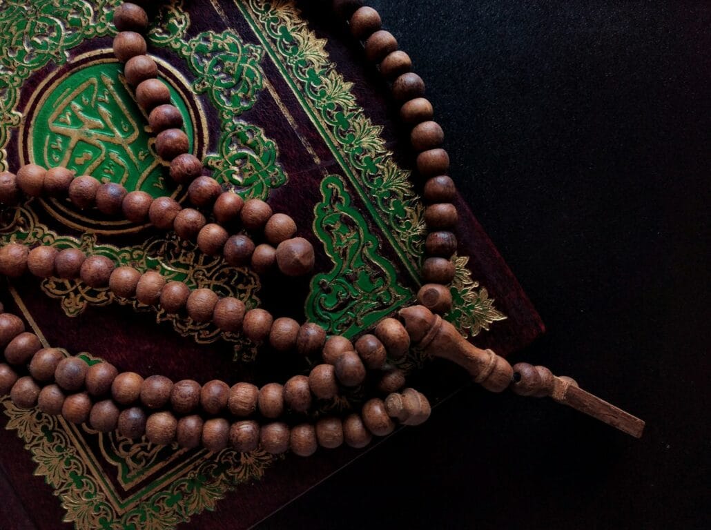 Rosary beads and Holy Quran