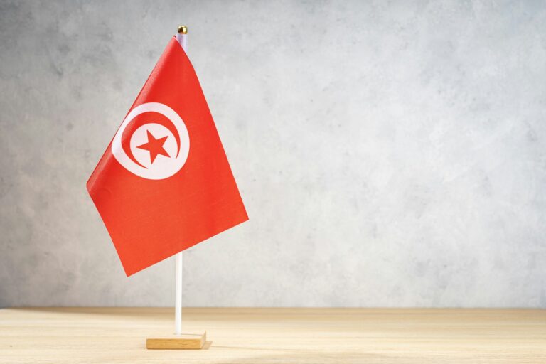Tunisia table flag