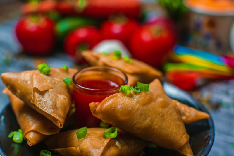 Spicy Chicken samosa with ketchup