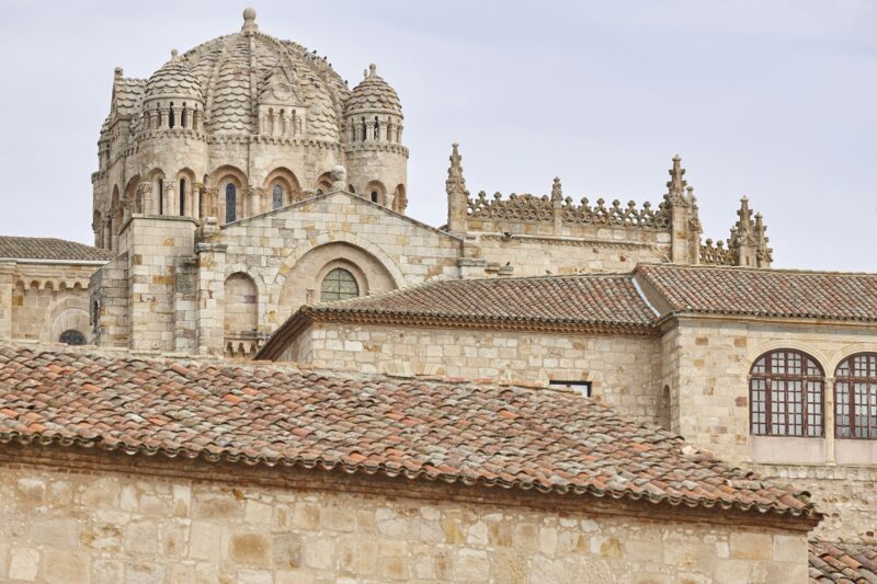 Zamora romanesque cathedral and byzantine dome. Castilla León, Spain